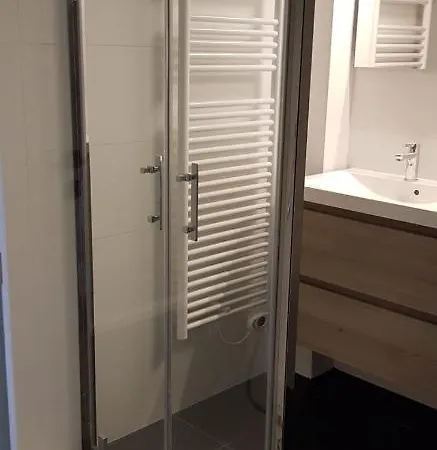 Nieuwbouwappartement Lippenslaan Met 2 Slaapkamers - Wifi - 6 Personen 公寓 *