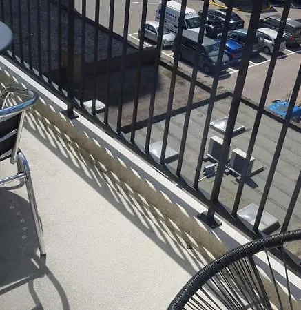 Nieuwbouwappartement Lippenslaan Met 2 Slaapkamers - Wifi - 6 Personen * Knokke-Heist