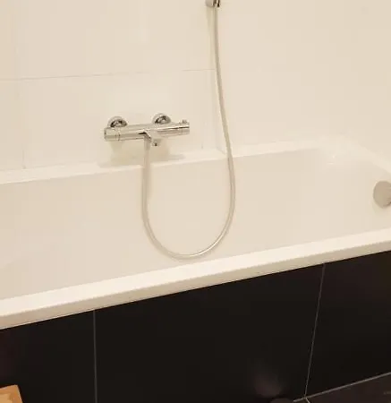 Nieuwbouwappartement Lippenslaan Met 2 Slaapkamers - Wifi - 6 Personen *