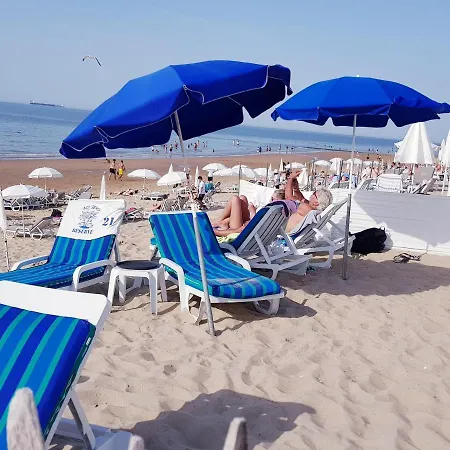 Nieuwbouwappartement Lippenslaan Met 2 Slaapkamers - Wifi - 6 Personen Appartement Knokke-Heist