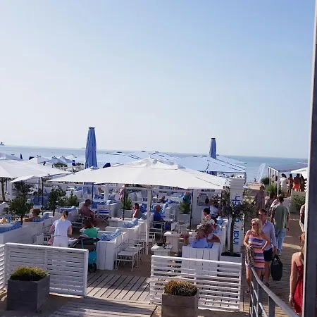 Nieuwbouwappartement Lippenslaan Met 2 Slaapkamers - Wifi - 6 Personen דירה