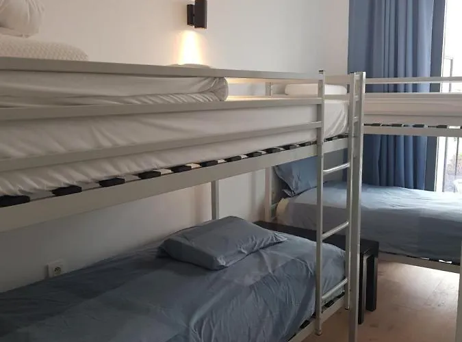 Nieuwbouwappartement Lippenslaan Met 2 Slaapkamers - Wifi - 6 Personen Appartement