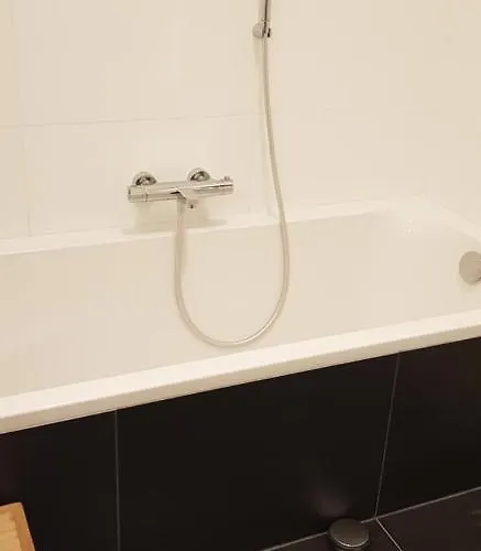 Nieuwbouwappartement Lippenslaan Met 2 Slaapkamers - Wifi - 6 Personen *