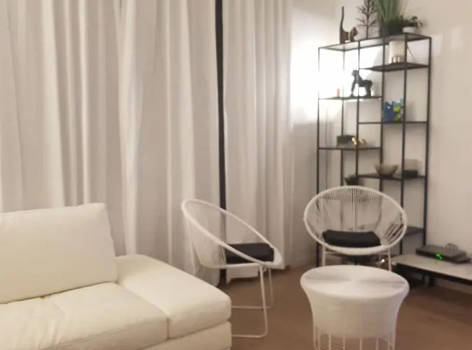 Nieuwbouwappartement Lippenslaan Met 2 Slaapkamers - Wifi - 6 Personen Knokke-Heist